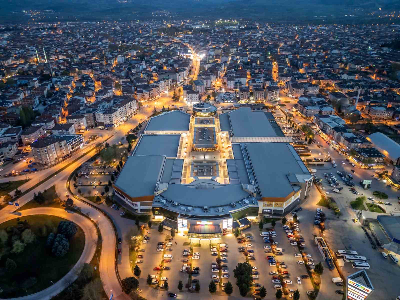 İnegöl AVM’de geleneksel Ramazan buluşmaları
İnegöl AVM’de geleneksel Ramazan buluşmaları