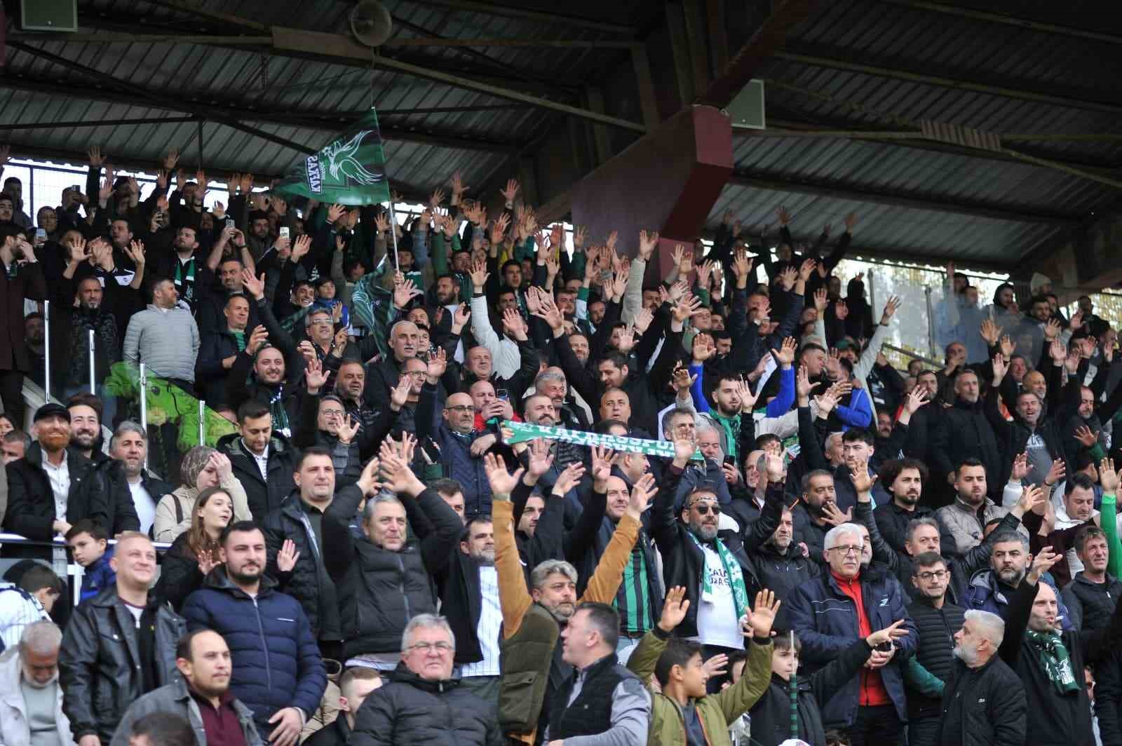 İnegöl Kafkas Spor Kulübü şampiyon oldu, 2. Lig’e yükseldi
