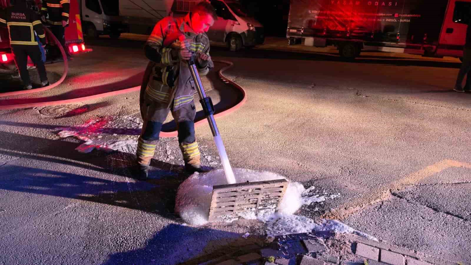 İnegöl’de gaz paniği: Tuvalette çakmak çakan vatandaş patlamaya neden oldu
