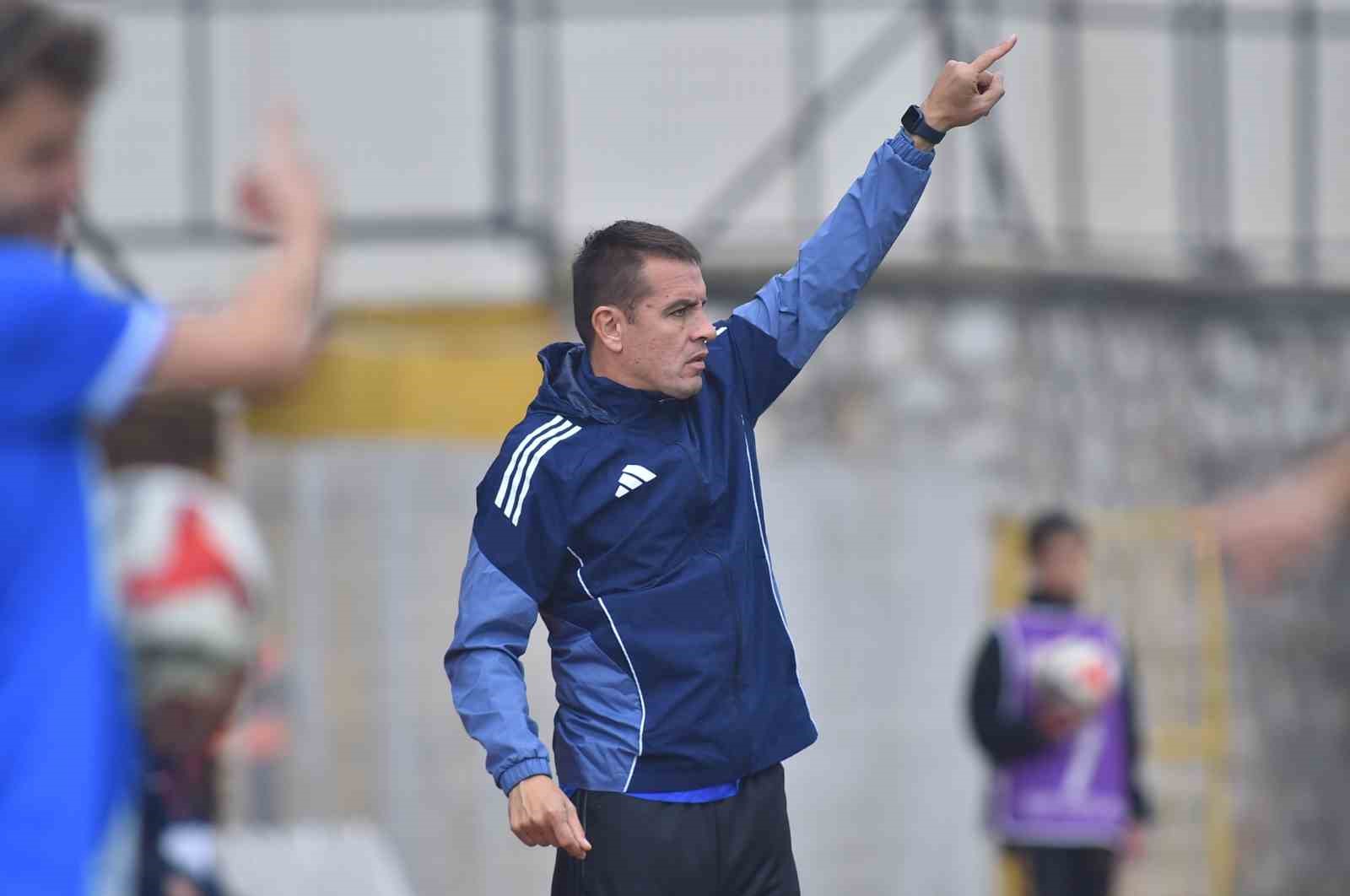 İnegölspor hocasıyla yolları ayırdı
