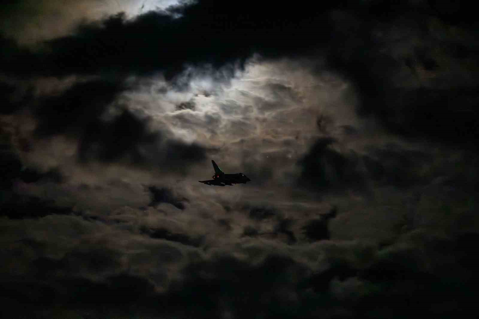 İngiltere ve Fransa’dan Suriye’de "DAEŞ" operasyonu
