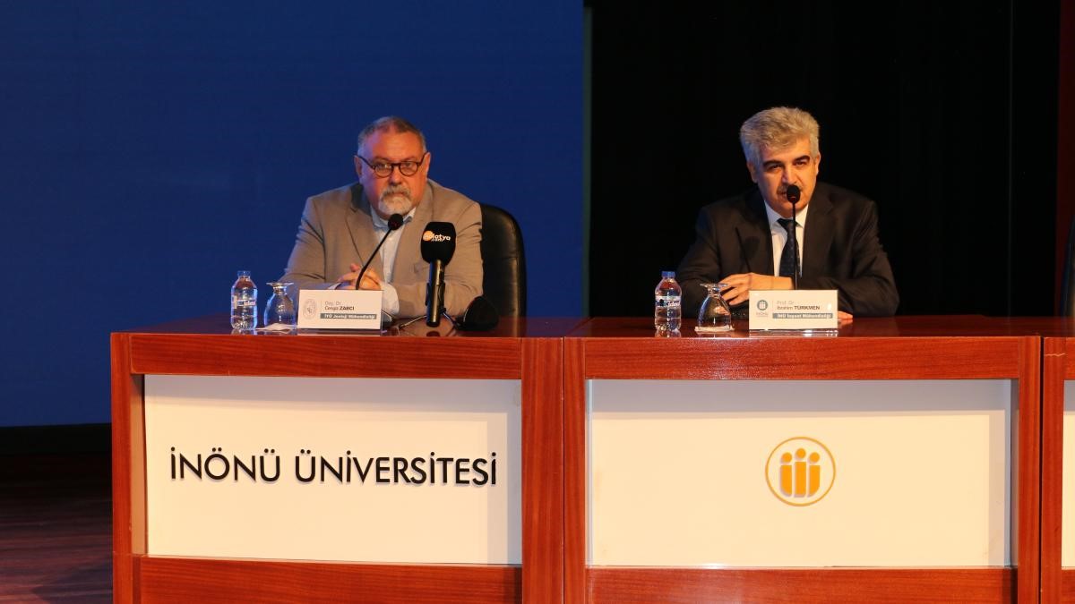 İnönü Üniversitesinde deprem paneli düzenlendi
