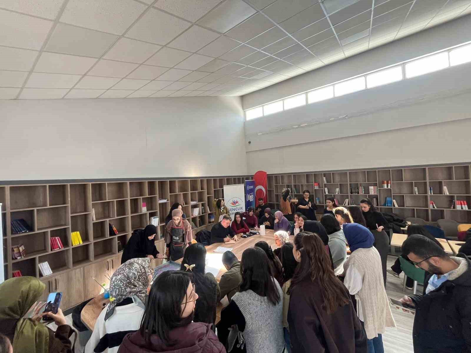 İnönü Üniversitesinde Ramazan’a özel ebru ve kaligrafi atölye etkinlikleri
