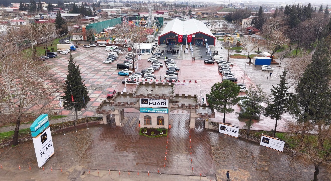 İnşaat ve yapı teknolojileri fuarı kapılarını açtı
