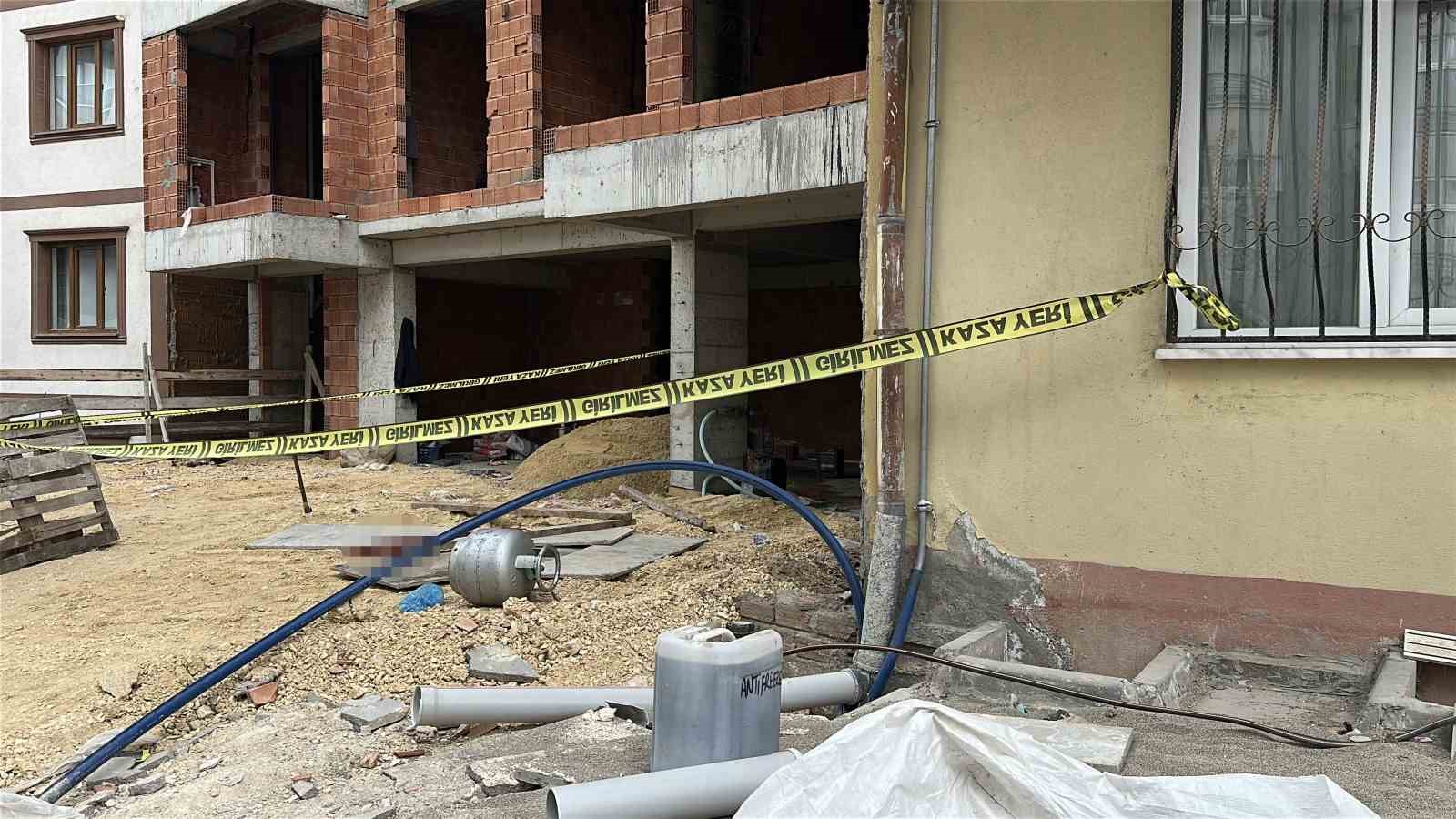 İnşaatta kafasına mutfak tüpü düşen işçi hayatını kaybetti
