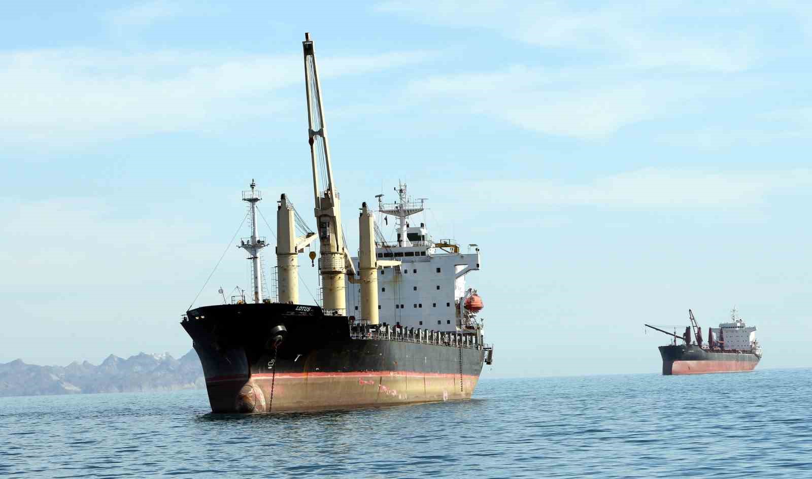 İran: "ABD-İsrail’in İran’a saldırılarına katılmayan ve desteklemeyen ülkeler Hürmüz Boğazı’ndan geçebilir"
