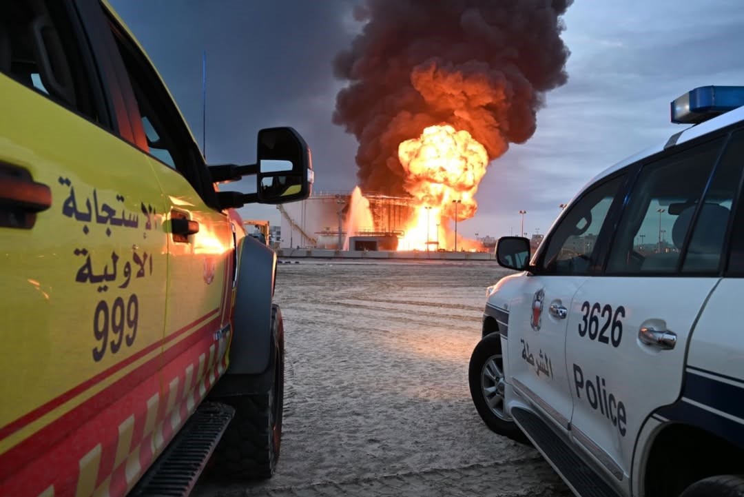 İran, Bahreyn’de yakıt tanklarını vurdu
