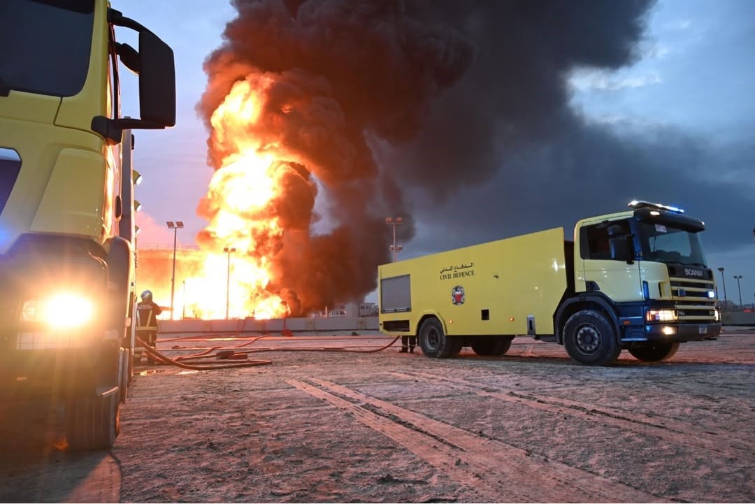 İran, Bahreyn’de yakıt tanklarını vurdu
