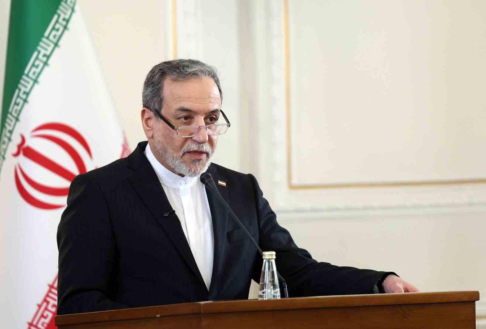 İran Dışişleri Bakanı Arakçi: "Dünya bir saçmalıkla karşı karşıya ve Avrupa bunu bilinçli olarak benimsiyor"
