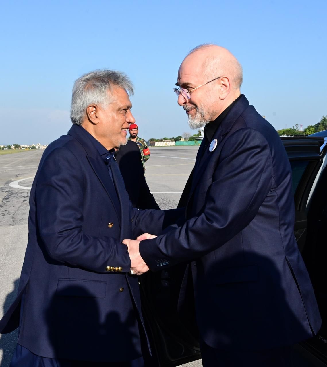 İran heyeti Pakistan’dan ayrıldı
