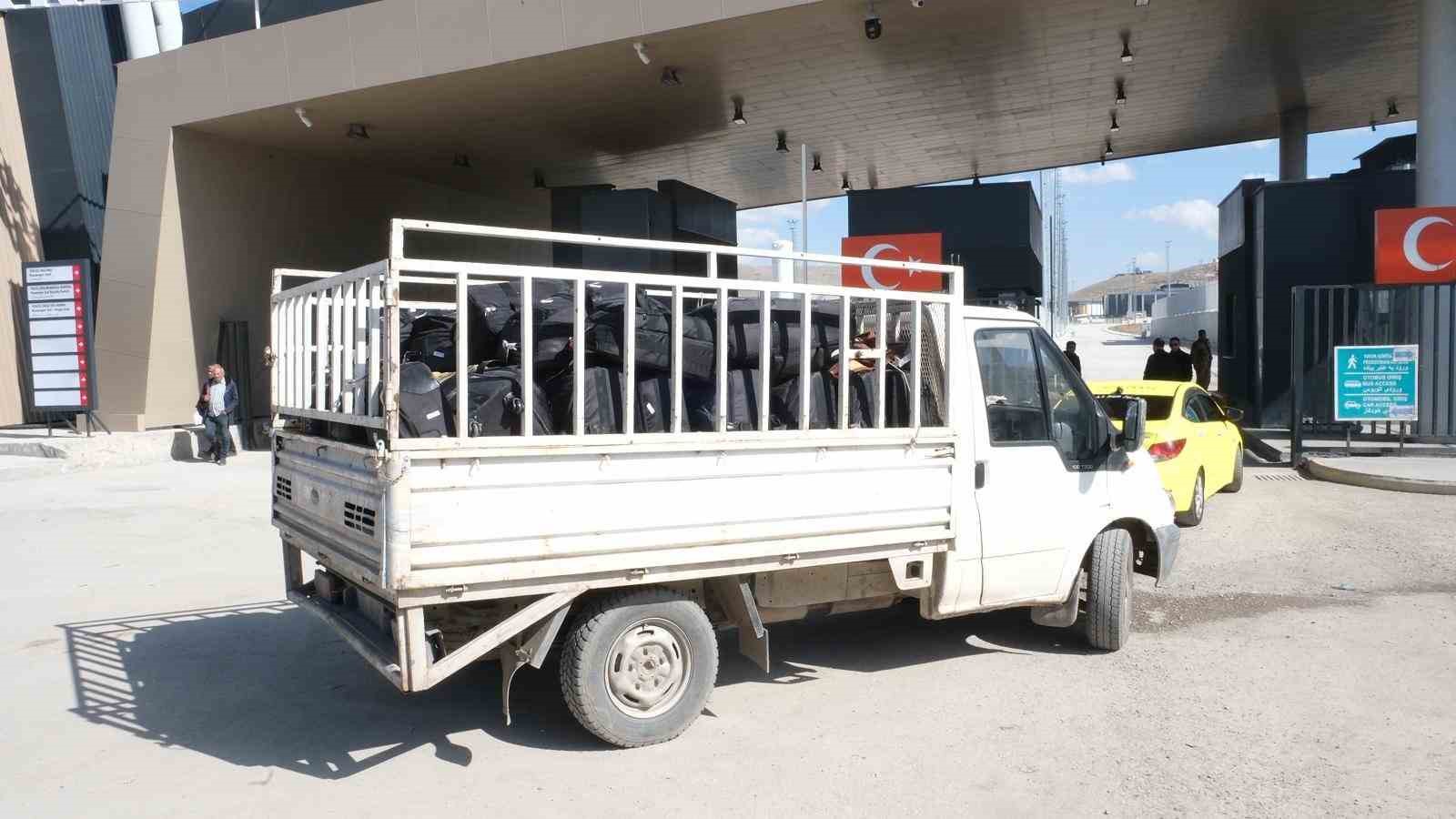 İran Kadın Milli Takımı Gürbulak Sınır Kapısı’ndan ülkelerine geçti
