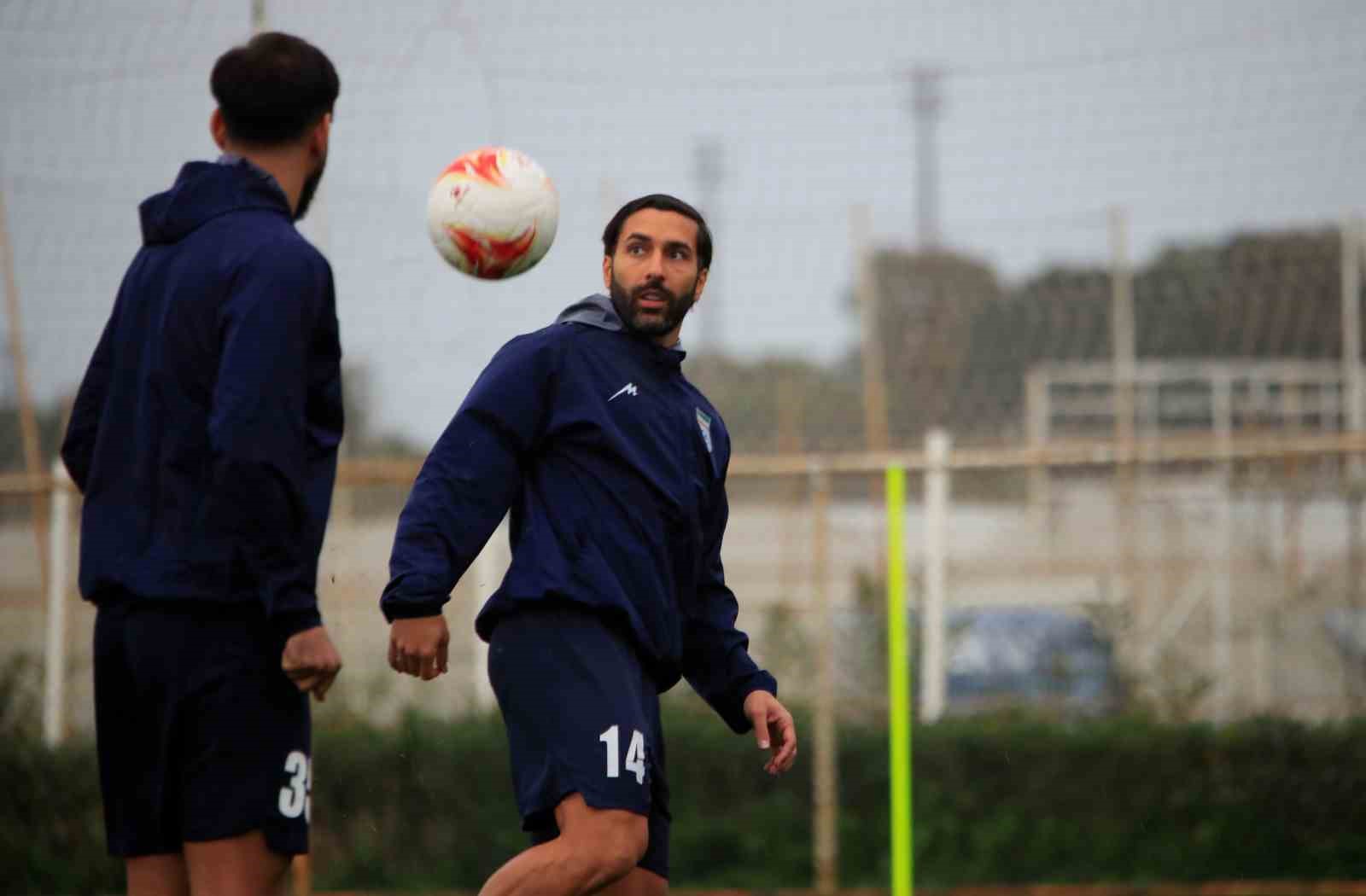 İran Milli Takımı kamp için Antalya’ya geldi
