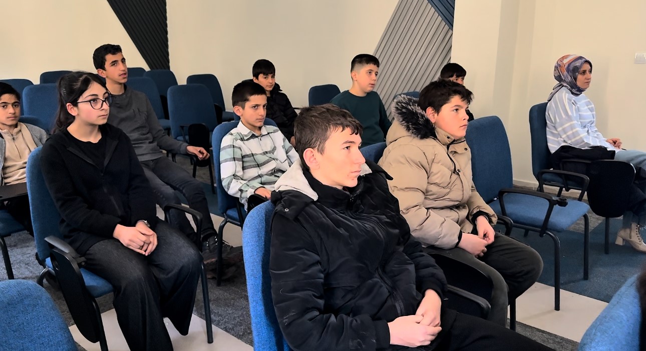 İran sınırında eğitimin yeni üssü: Esendere Halk Kütüphanesi
