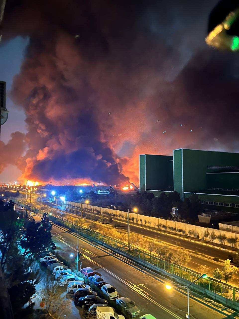 İran’daki Mehrabad Uluslararası Havalimanı’na saldırı düzenlendi
