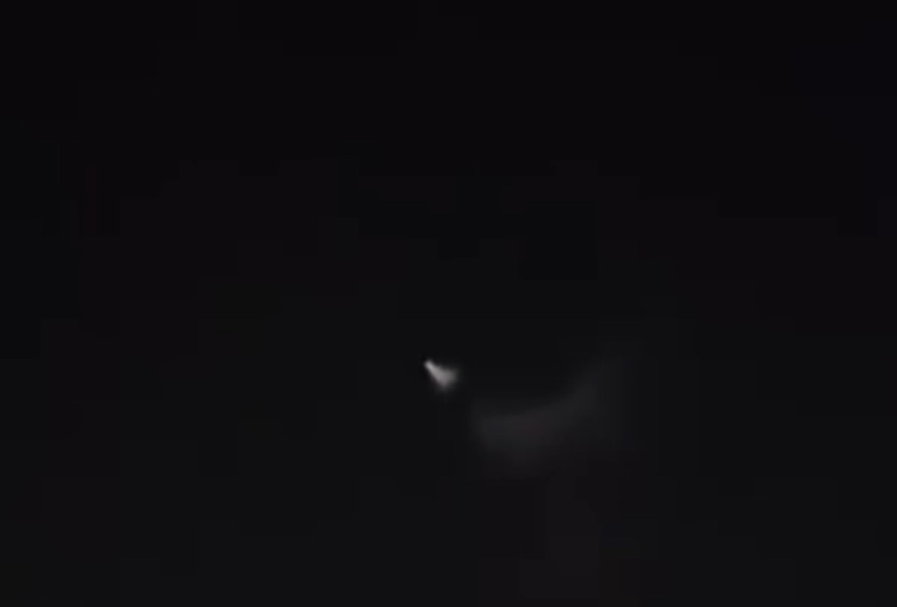 İran’dan fırlatılan füzeler Yüksekova ve Şemdinli semalarında görüldü
