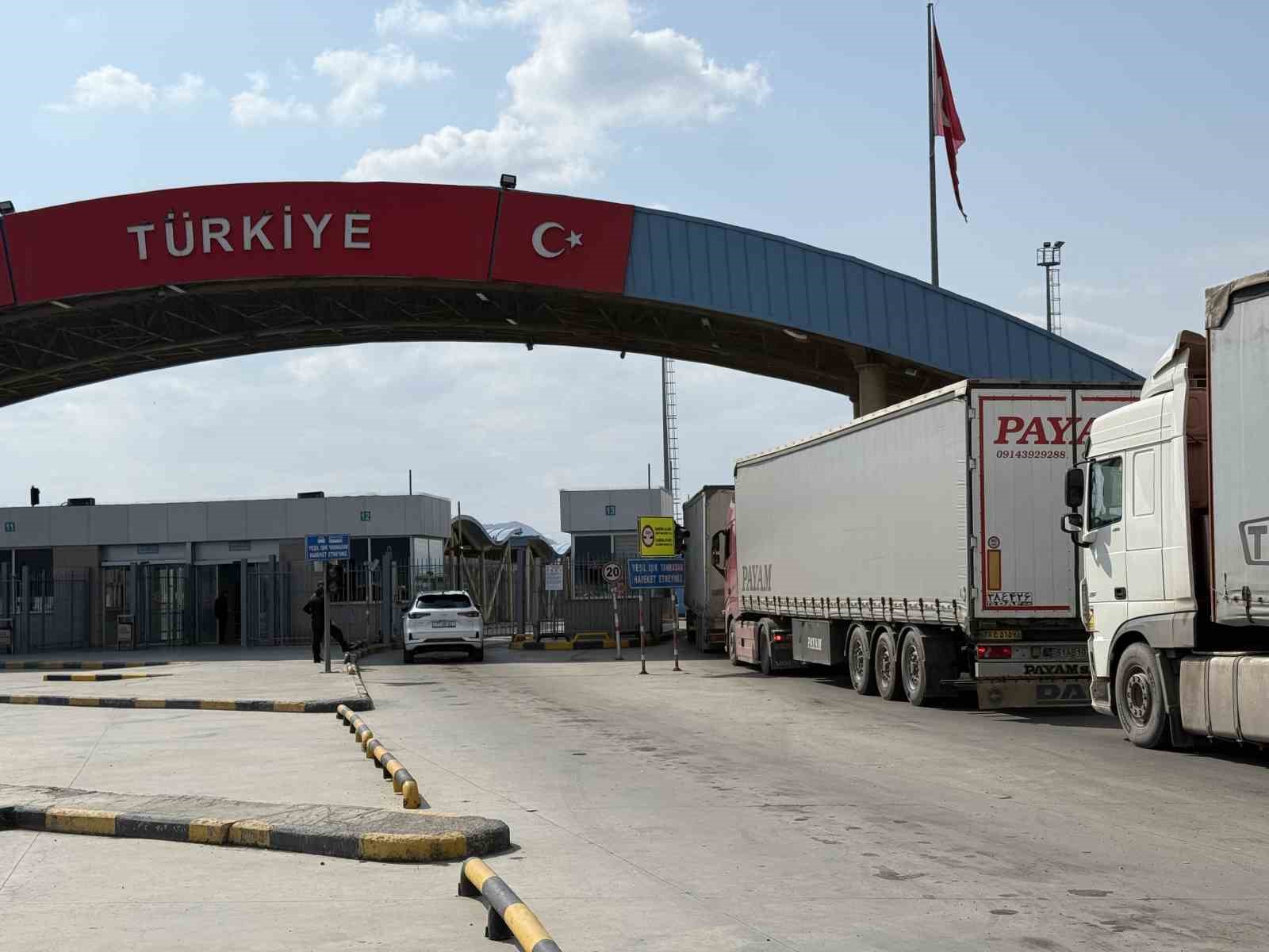 İran’dan Nahçıvan’a İHA saldırısı sonrası kapatılan sınır kapıları yeniden açıldı
