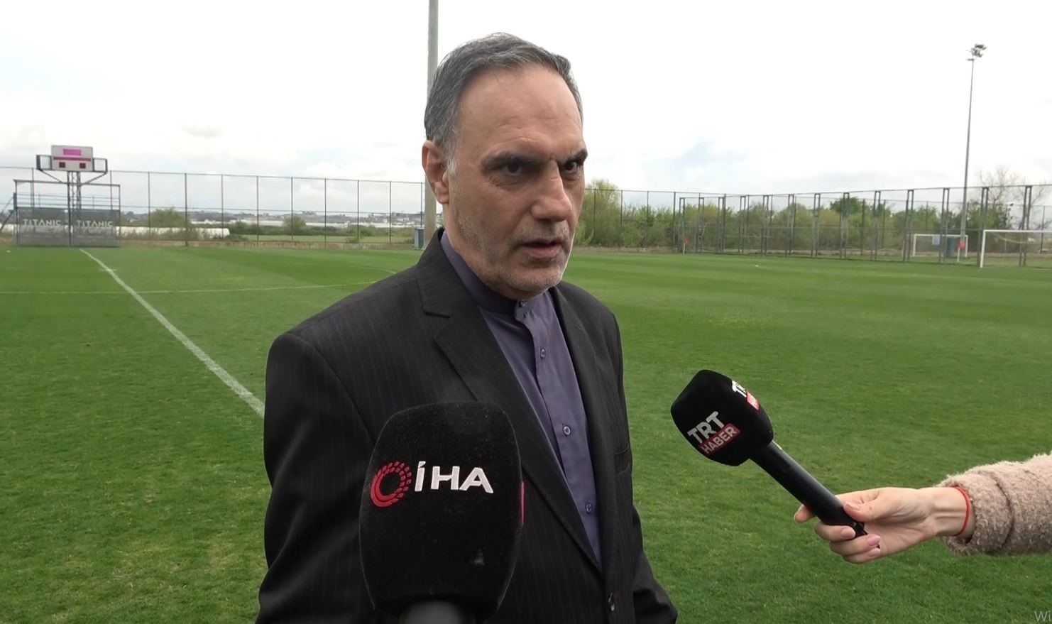 İran’ın Ankara Büyükelçisi Habibullahzade’den dünya kupası açıklaması
İran’ın Ankara Büyükelçisi Habibullahzade’den dünya kupası açıklaması