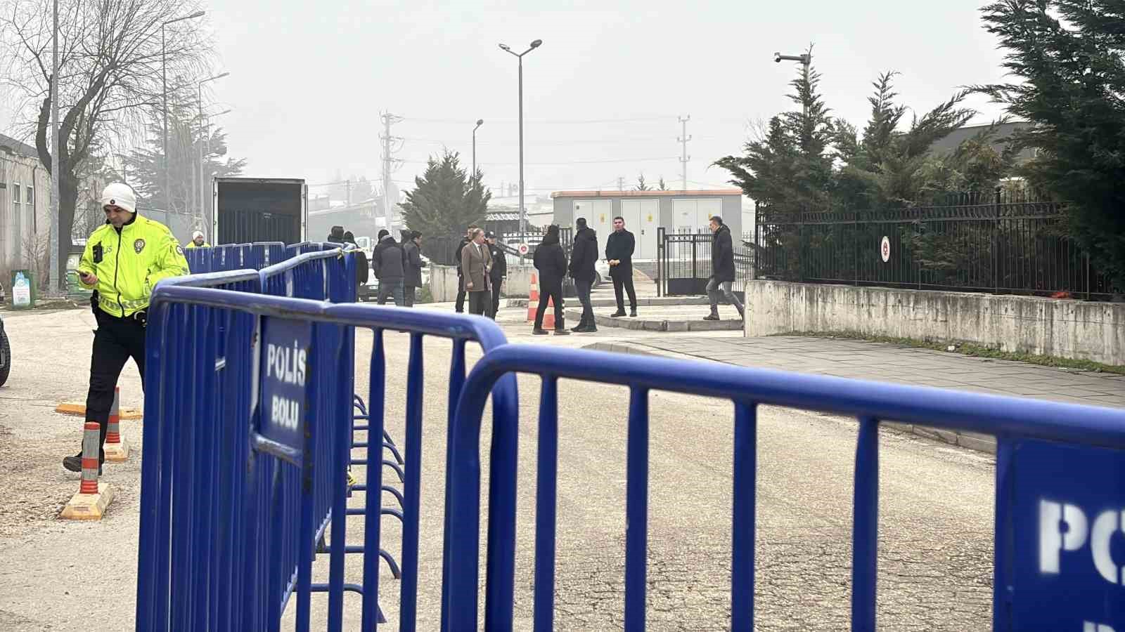 İrtikap soruşturmasında yeni gelişme: Tanju Özcan ve 12 kişi adliyeye sevk edildi
