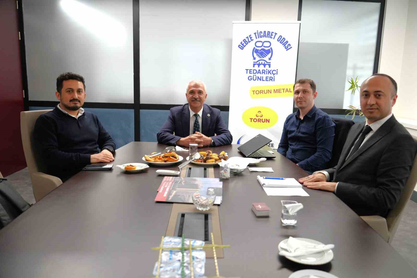 İş dünyasında stratejik iş birliği görüşmeleri
