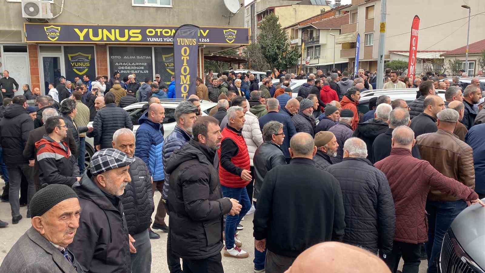 İş kazasında hayatını kaybeden genç son yolculuğuna uğurlandı
