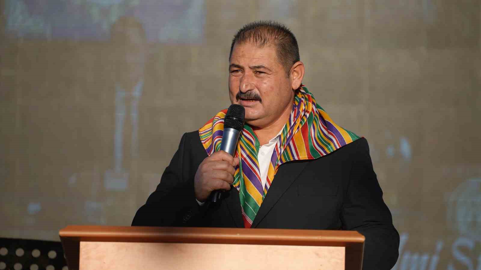 İşe alınmadığı iddiasıyla belediye başkanı ve şoförünü öldürdü, "Pişmanım" dedi: Sanığa ceza yağdı
