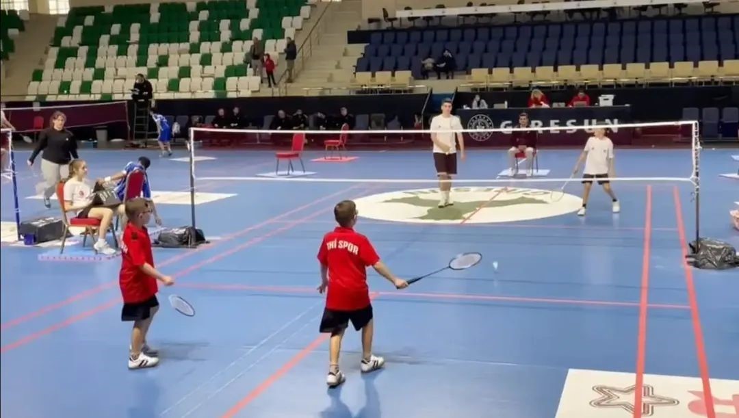 İşitme Engelliler Badminton Türkiye Şampiyonası’nda Eskişehir’den büyük başarı
