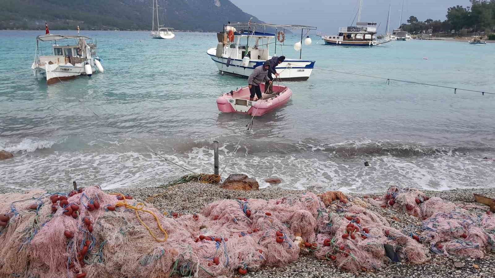 İskeleler kalktı, kadın balıkçılar balıkçılığı bıraktı
İskeleler kalktı, kadın balıkçılar balıkçılığı bıraktı