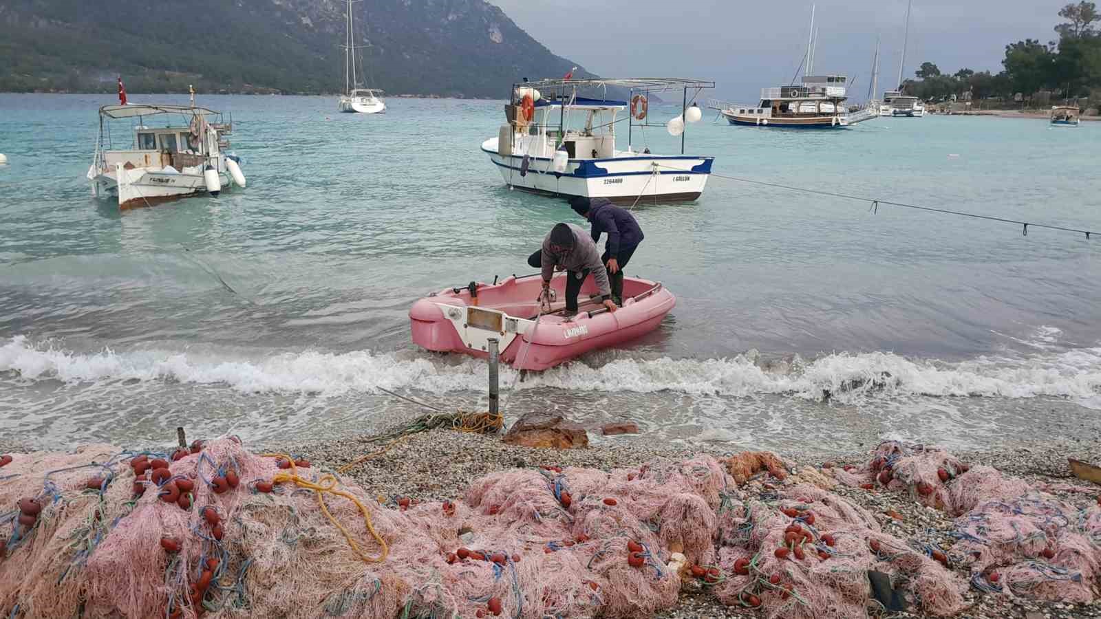 İskeleler kalktı, kadın balıkçılar balıkçılığı bıraktı
İskeleler kalktı, kadın balıkçılar balıkçılığı bıraktı
