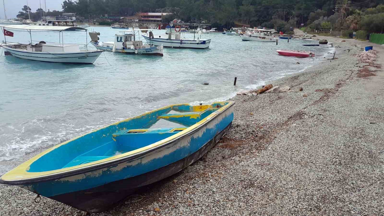 İskeleler kalktı, kadın balıkçılar balıkçılığı bıraktı
İskeleler kalktı, kadın balıkçılar balıkçılığı bıraktı