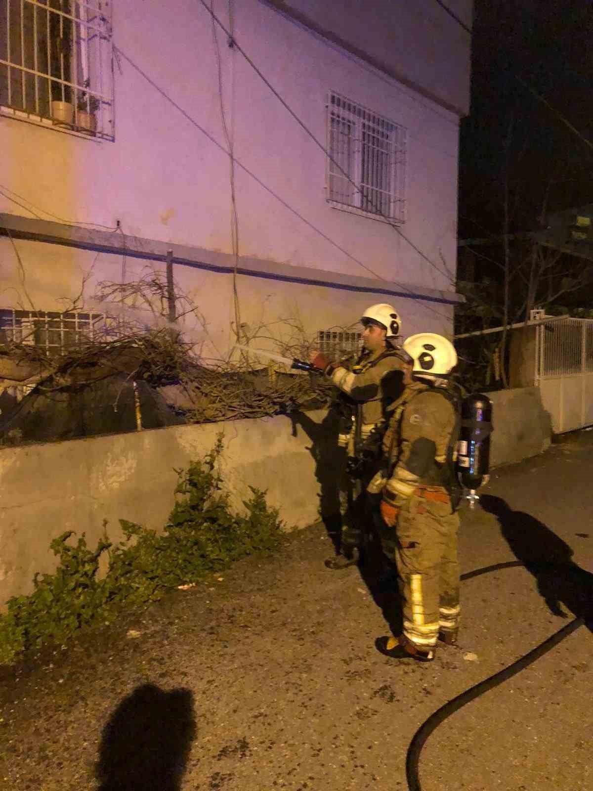 İskenderun’da ev yangını büyümeden söndürüldü
