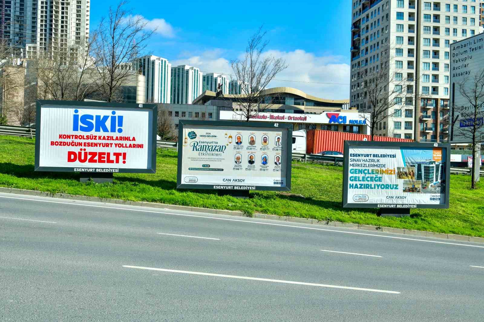 İSKİ, Esenyurt’ta yaptığı kazı çalışmalarının ardından sokakları kapatmadan bıraktı
