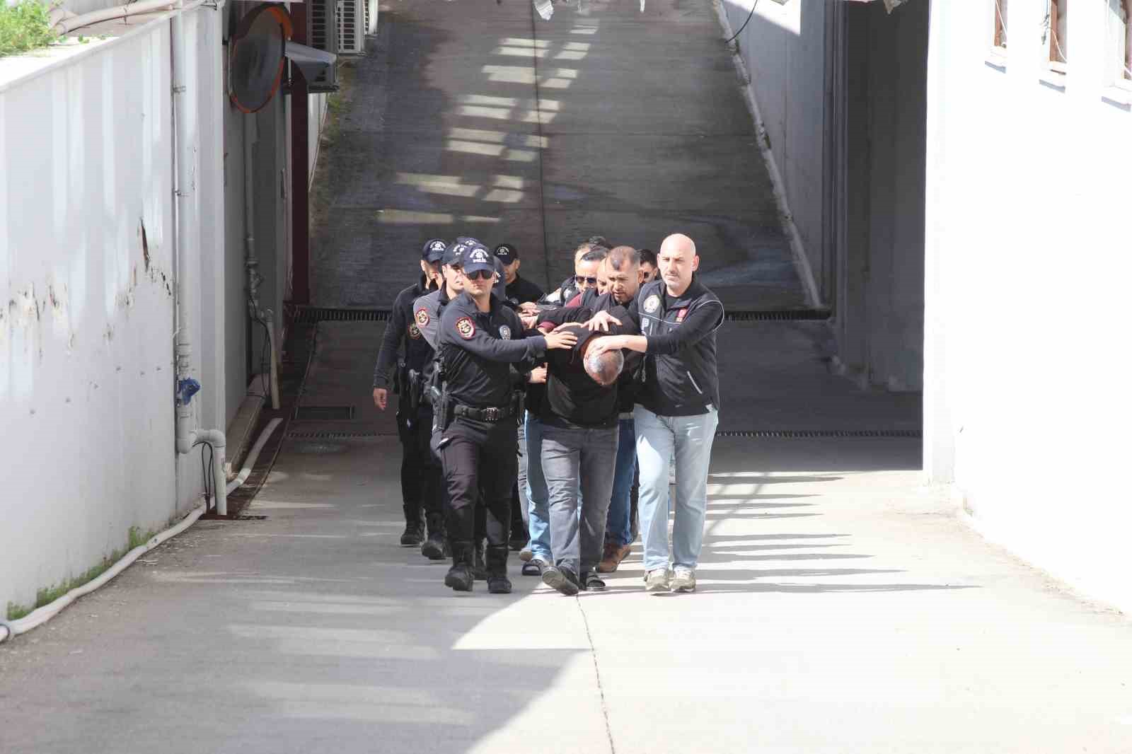 Islak mendil süsü çökertildi: "Afiyet olsun" kamuflajı pes dedirtti
