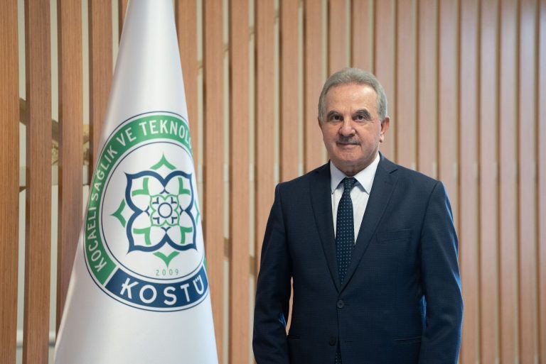 İsmini taşıyan üniversite kampüsünü kira artışı için dava etti
İsmini taşıyan üniversite kampüsünü kira artışı için dava etti