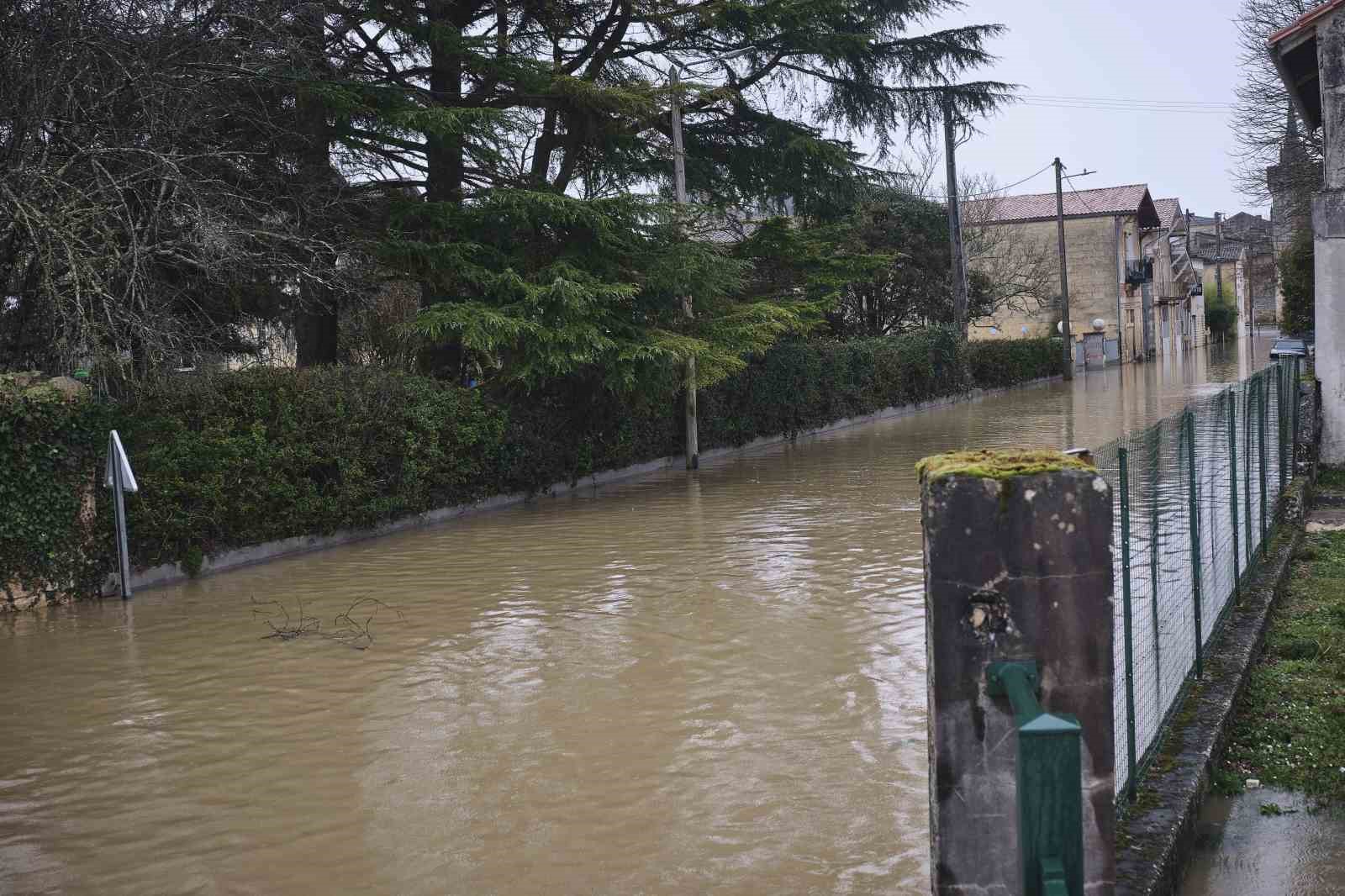 İspanya ve Fransa’da Nils Fırtınası nedeniyle 3 kişi hayatını kaybetti
