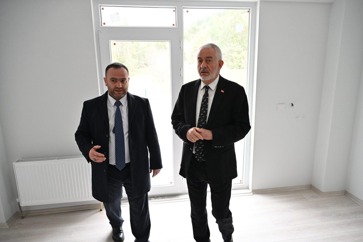 Isparta Belediyesi’nden Sütçüler’de yeni öğrenci yurduna yardım eli
