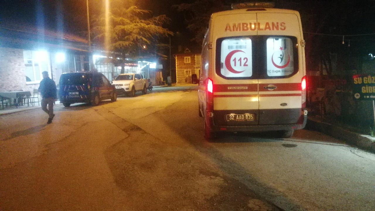 Isparta’da 3 evi kundaklayıp başka bir eve giren yaşlı adam 10 saatte ikna edildi
