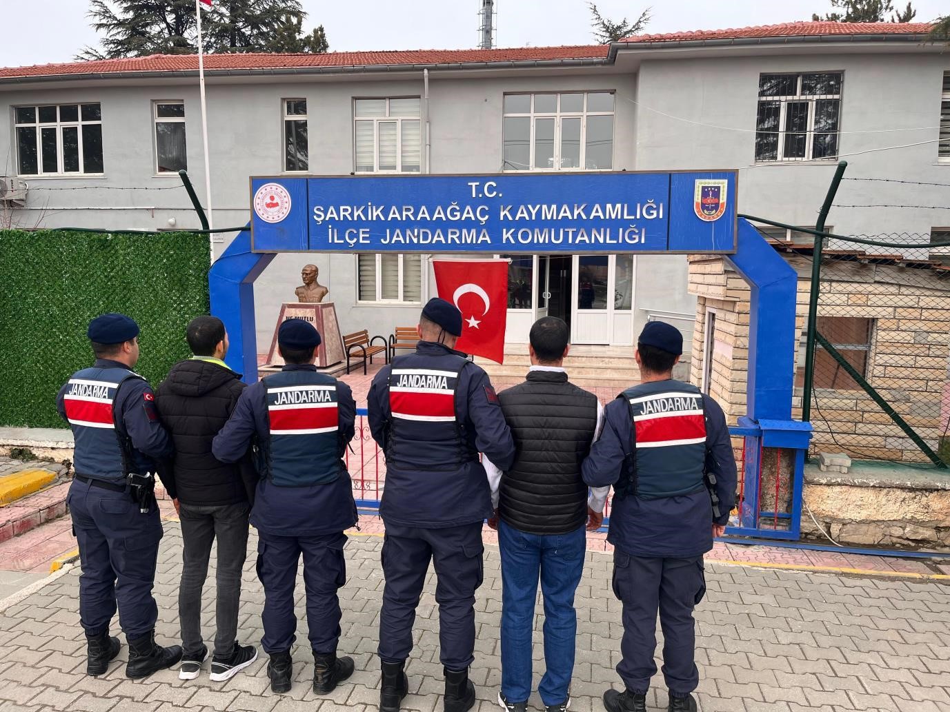 Isparta’da düzensiz göç operasyonlarında bir ayda 60 kişi yakalandı
