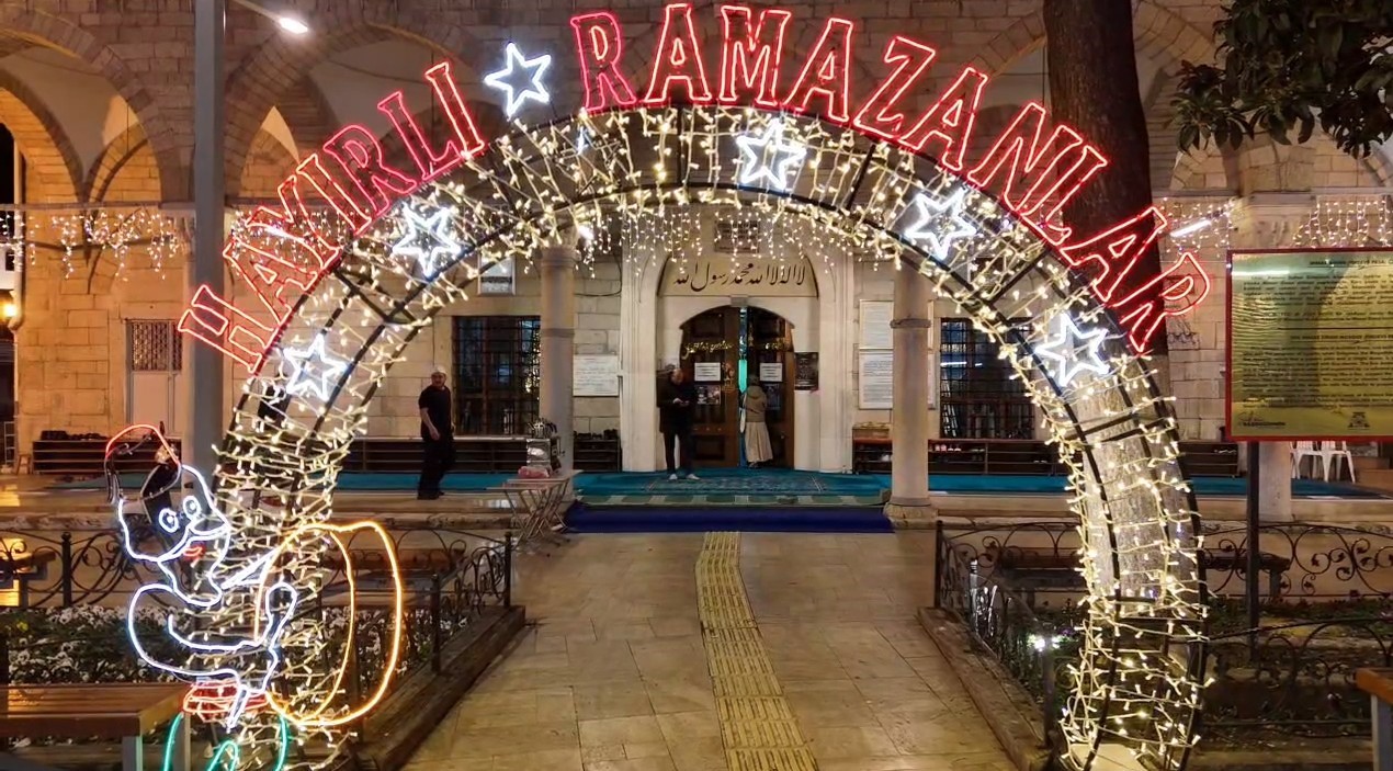 Isparta’da hatimle teravihe yoğun akın: 15 camide her gece bir cüz okunuyor
