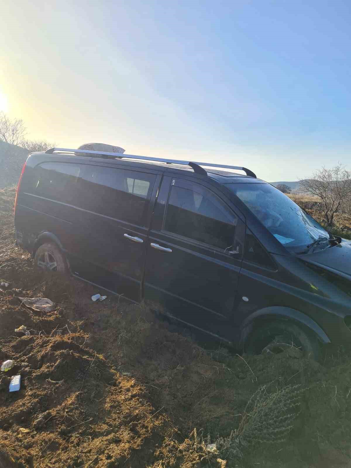 Isparta’da kontrolden çıkan araç şarampole uçtu: 10 yaralı
