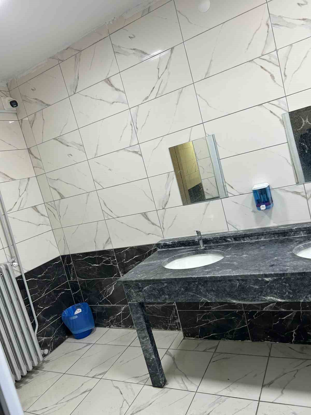 Isparta’da öğrenci tuvaletlerine kamera yerleştirildi, Milli Eğitim inceleme başlattı
