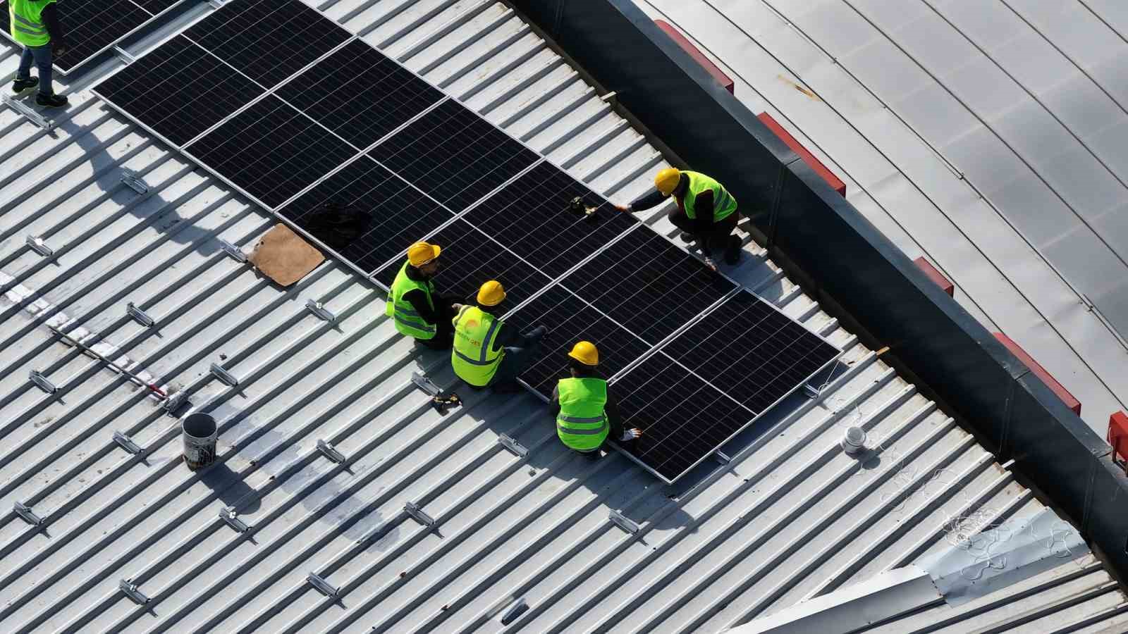 Isparta’da yeni otogarın çatısına 1,3 MW’lik GES kuruluyor
