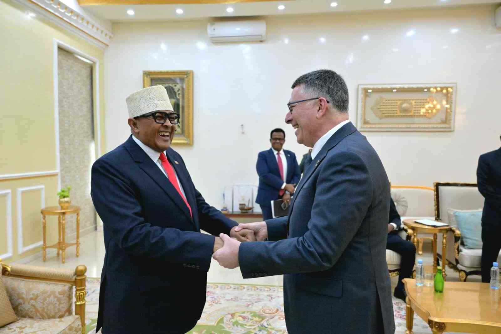 İsrail Dışişleri Bakanı Saar’dan Somaliland’a ziyaret
