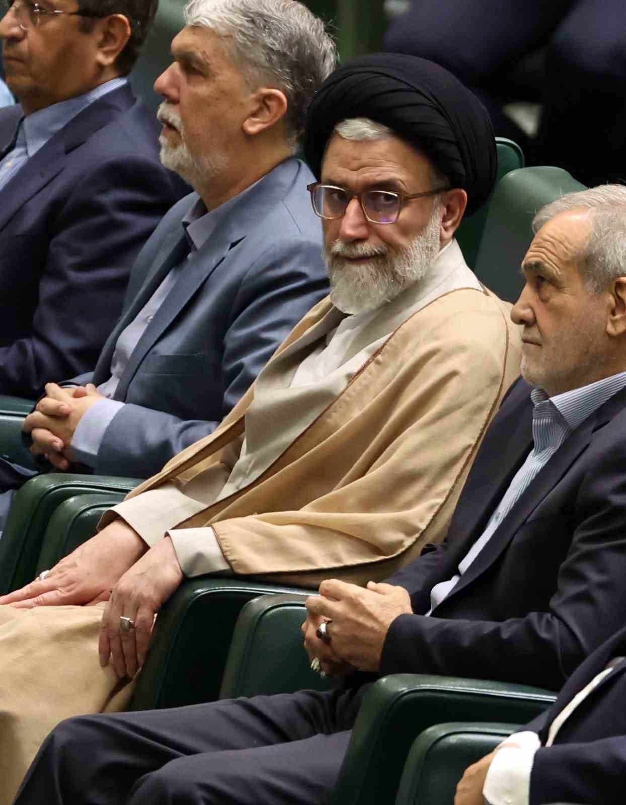 İsrail Savunma Bakanı Katz: "İran İstihbarat Bakanı Hatib öldürüldü"
