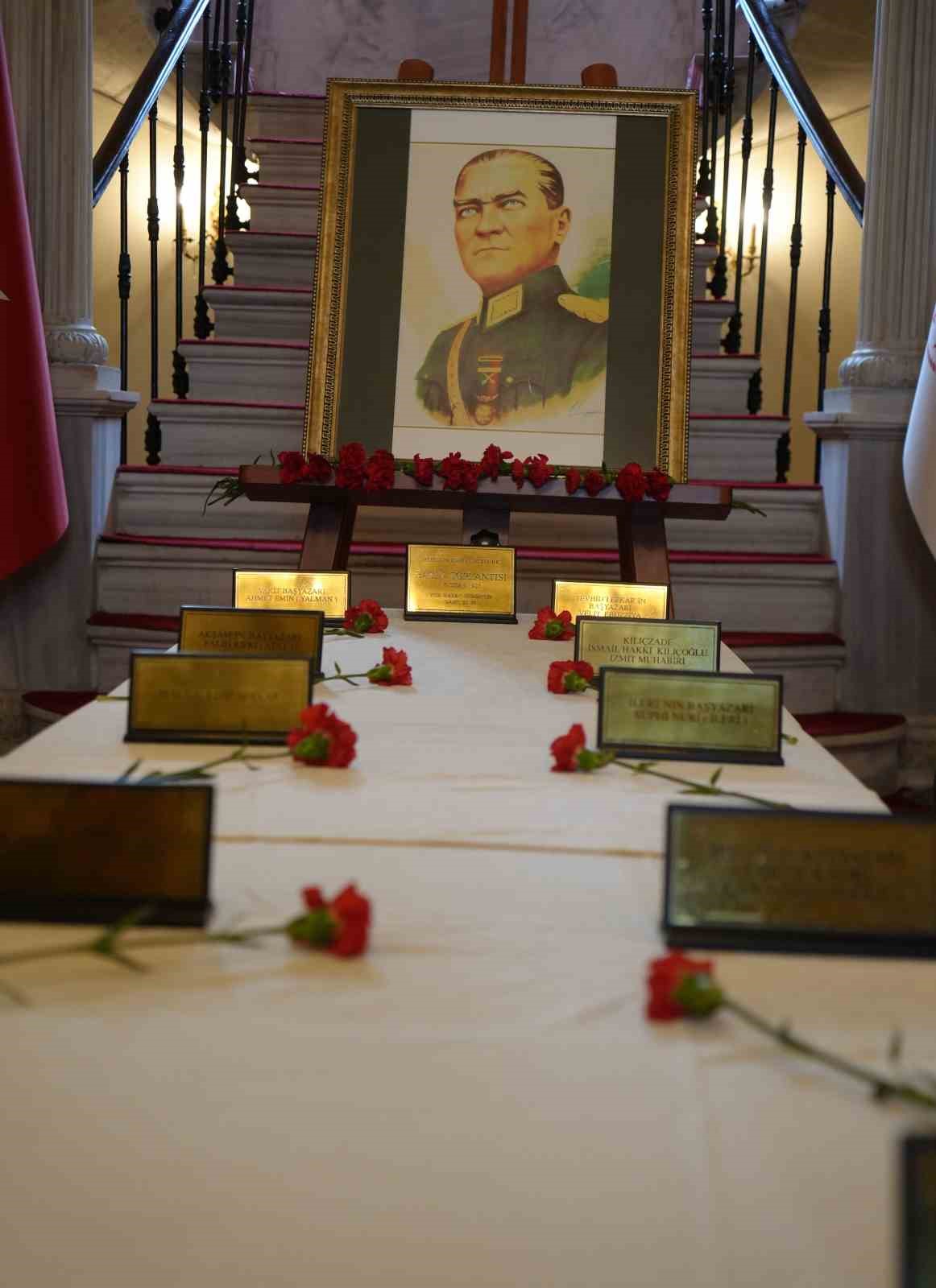 İsrail’in saldırısında bacağını kaybeden Gazzeli gazeteci meslektaşlarına seslendi
