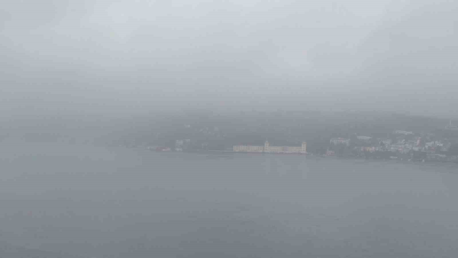 İstanbul bayram sabahına sisle uyandı
