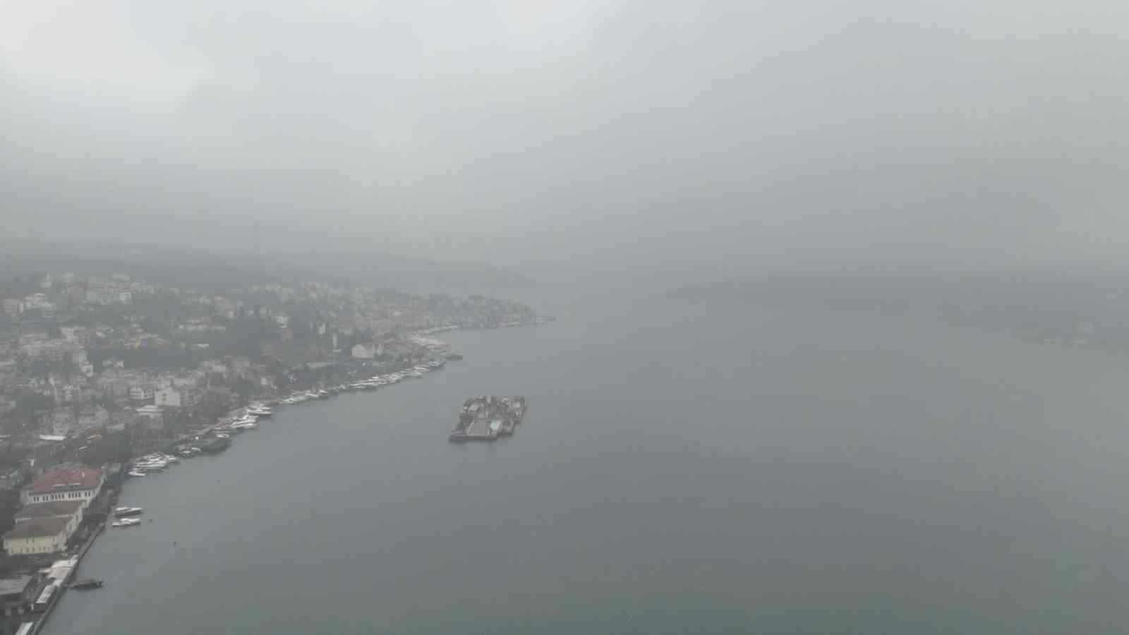 İstanbul bayram sabahına sisle uyandı
