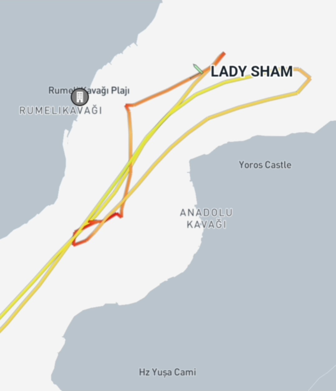 İstanbul Boğazı’nda demiri dolanan kargo gemisi, Büyükdere Liman’ına demirlendi
