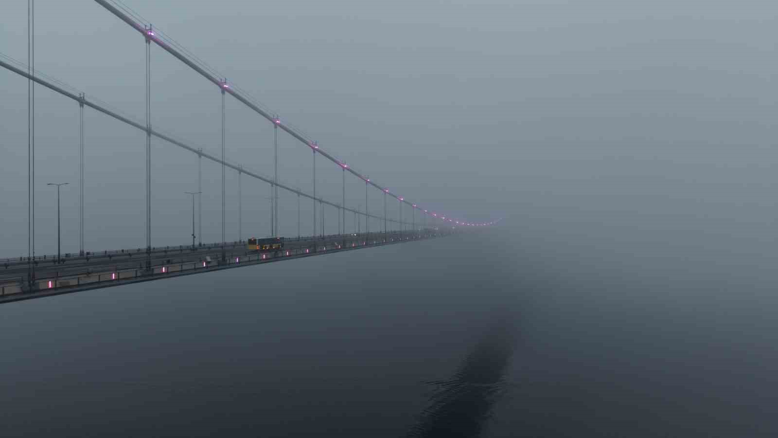 İstanbul Boğazı’nda sis etkili oluyor
