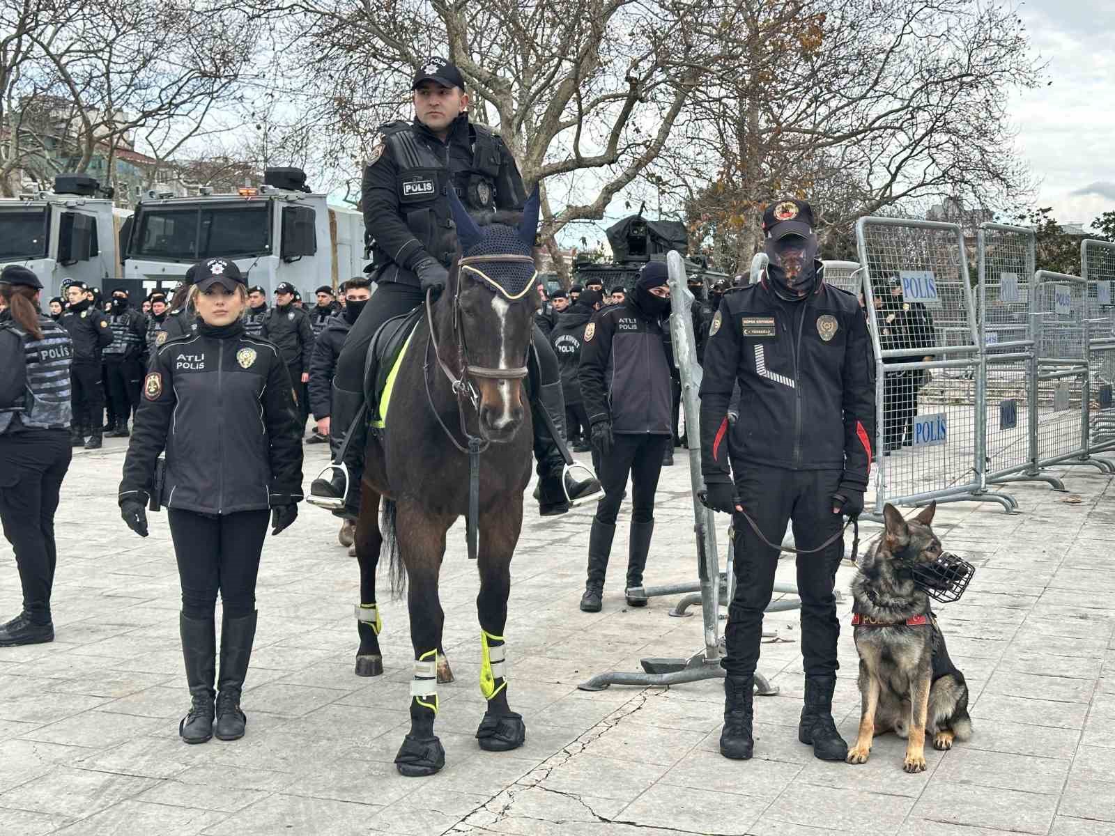 İstanbul İl Emniyet Müdürü Selami Yıldız: "Suçla mücadelede teknolojinin bütün imkanlarından faydalanıyoruz"

