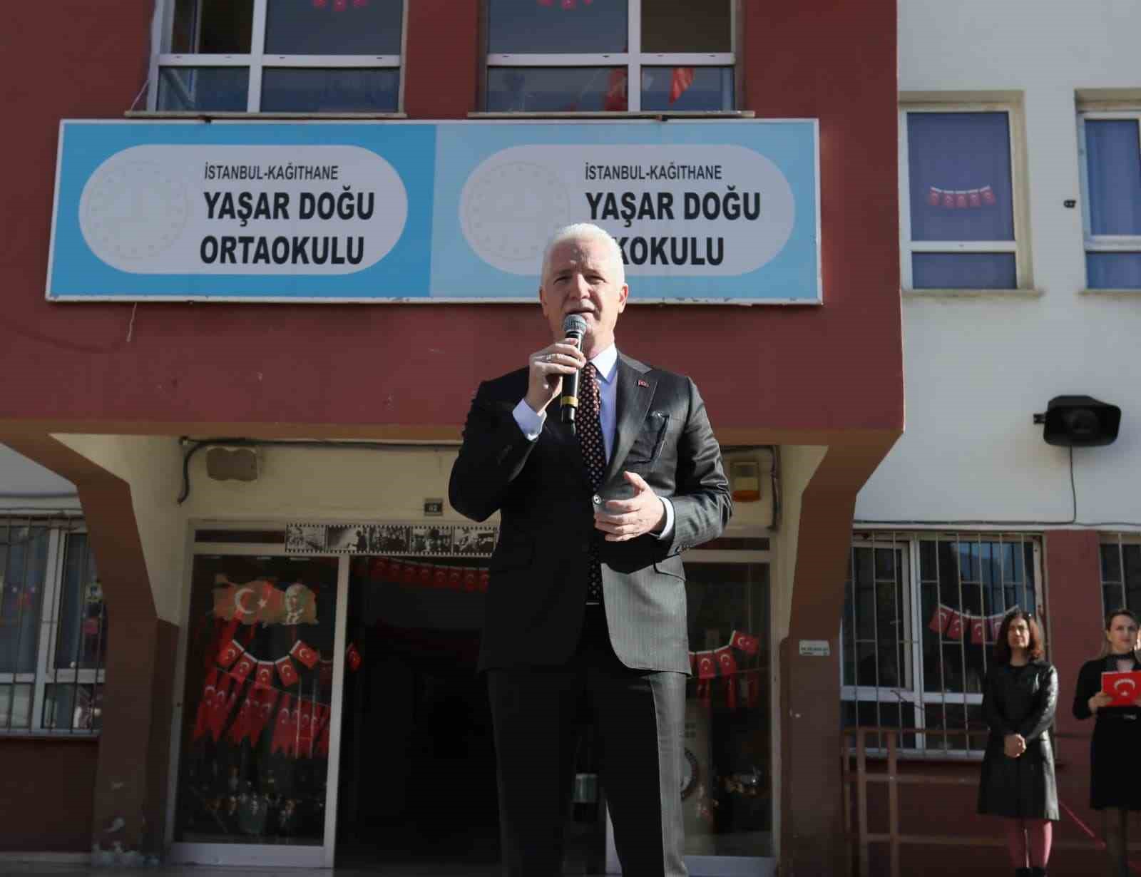 İstanbul Valisi Davut Gül: "İstanbul’da 1 milyon lisanslı sporcu hedefimiz var"
